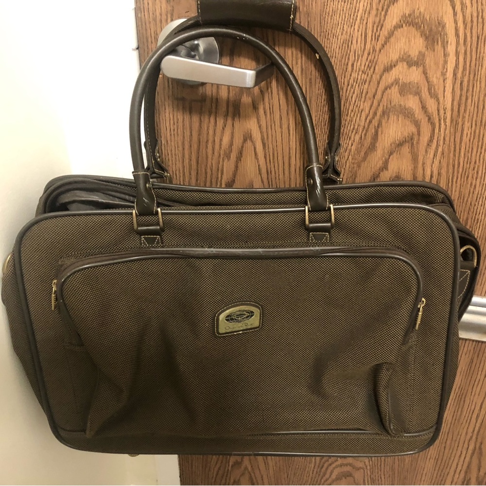 Classic Brown Travel Briefcase